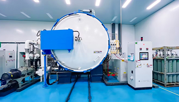 真空脫脂燒結(jié)爐.jpg